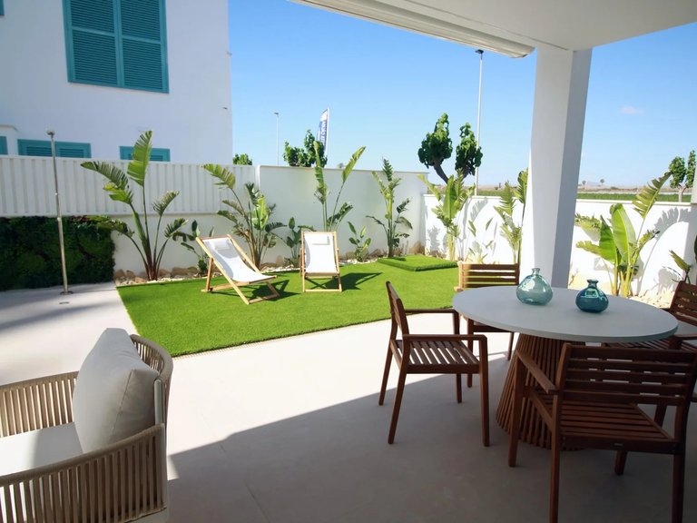 Villa for Sale in Pilar De La Horadada, Alicante 47
