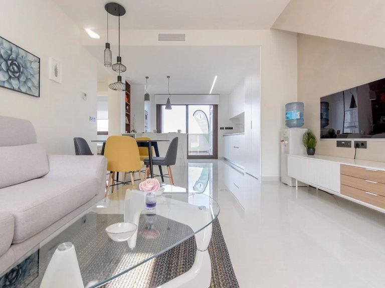 Villa for Sale in Torrevieja, Alicante 3
