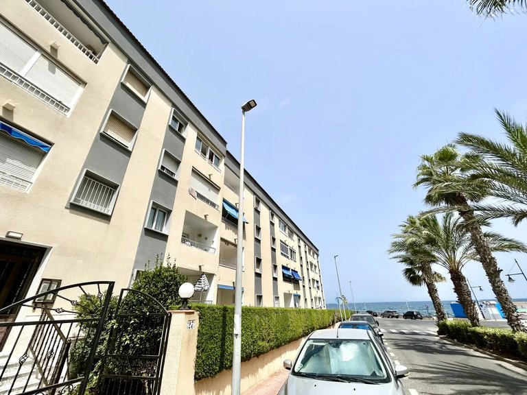 Apartment for Sale in Punta Prima, Alicante 2