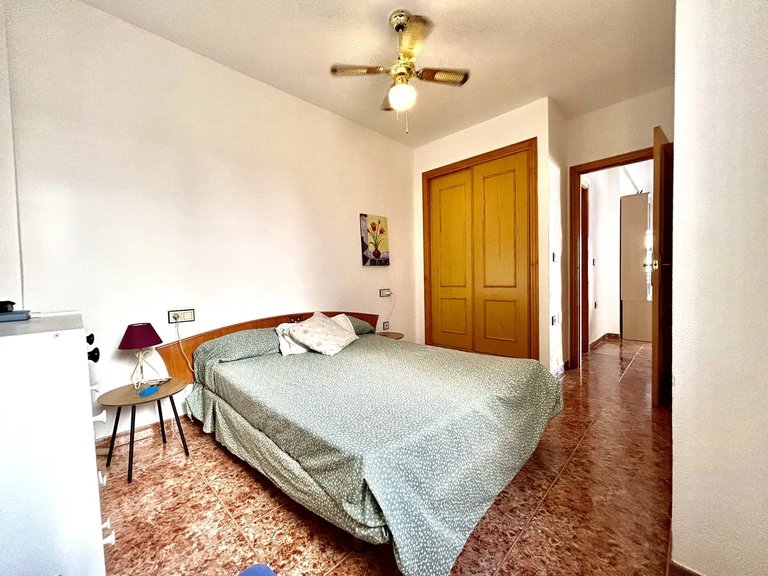 Villa for Sale in Los Altos, Alicante 10