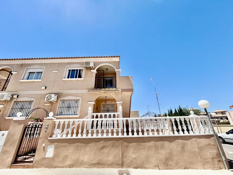Villa for Sale in La Zenia, Alicante 2
