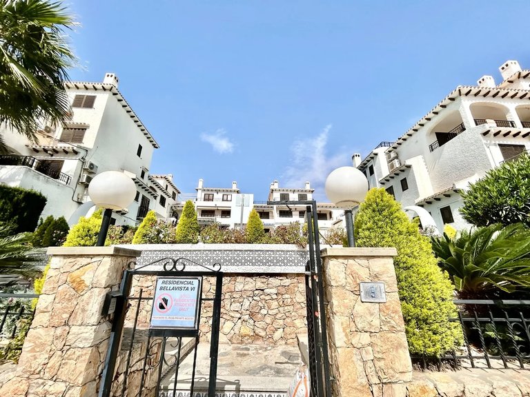 Apartment for Sale in Cabo Roig, Alicante 22