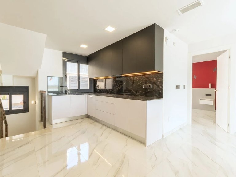 Villa for Sale in San Miguel De Salinas, Alicante 6