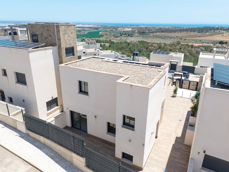 Villa for Sale in San Miguel De Salinas, Alicante 31