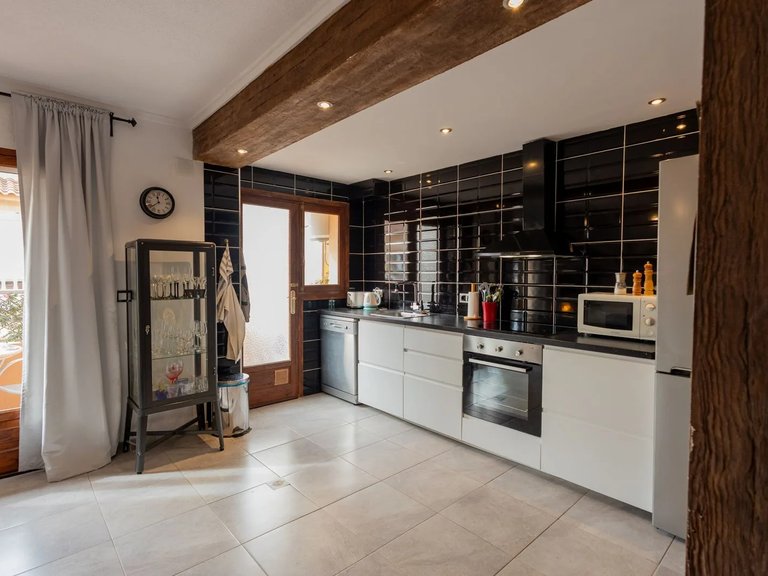 Apartment for Sale in Torrevieja, Alicante 10