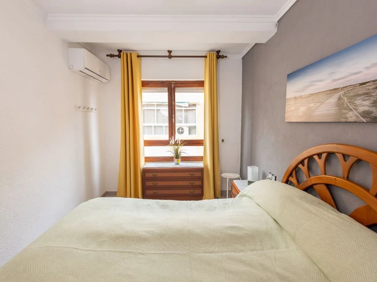 Apartment for Sale in Torrevieja, Alicante 14