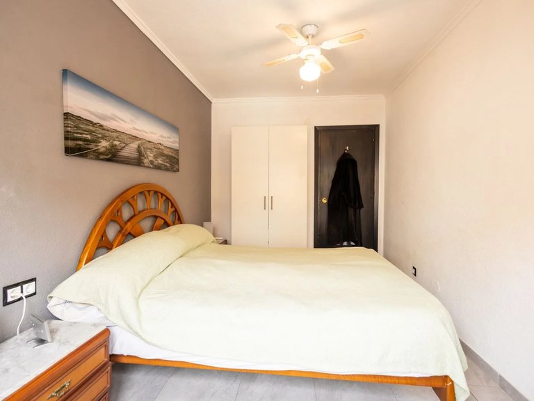 Apartment for Sale in Torrevieja, Alicante 15