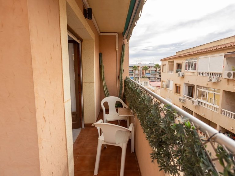 Apartment for Sale in Torrevieja, Alicante 27