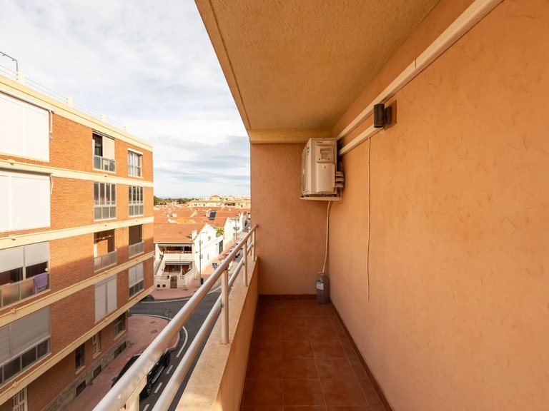 Apartment for Sale in Torrevieja, Alicante 28