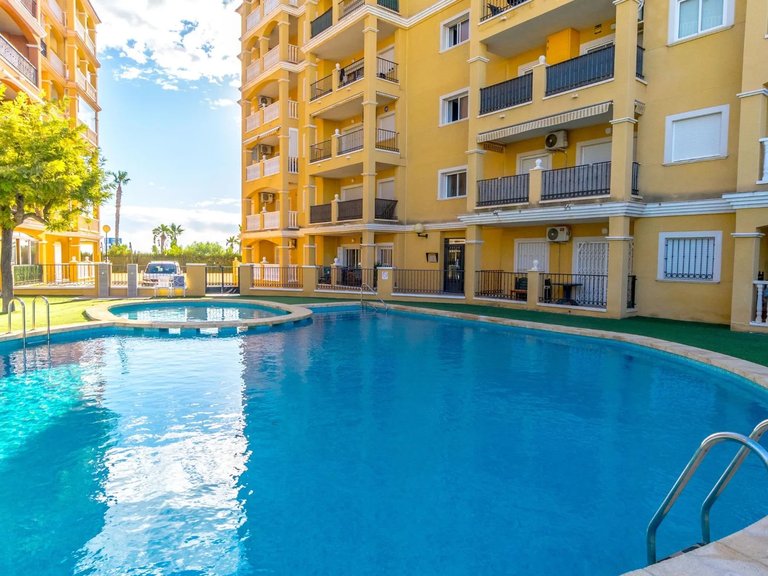 Villa for Sale in Torrevieja, Alicante 5