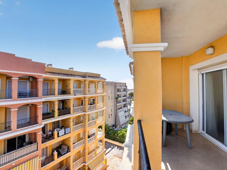 Villa for Sale in Torrevieja, Alicante 12