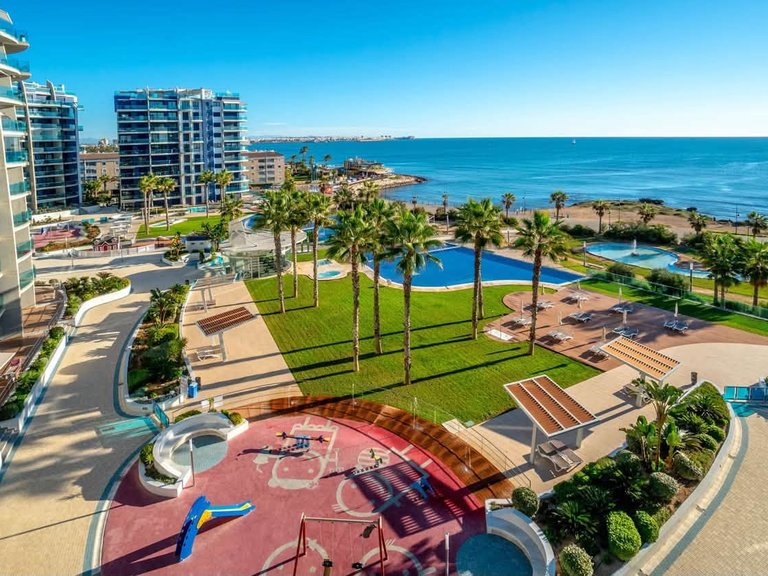 Apartment for Sale in Torrevieja, Alicante 8