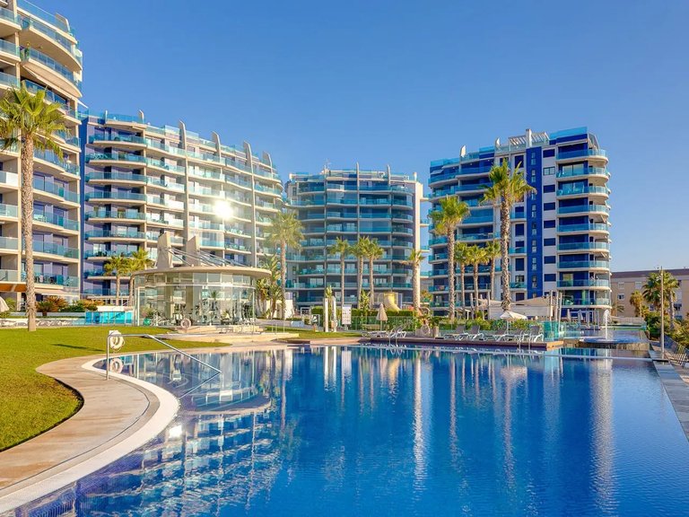 Apartment for Sale in Torrevieja, Alicante 11