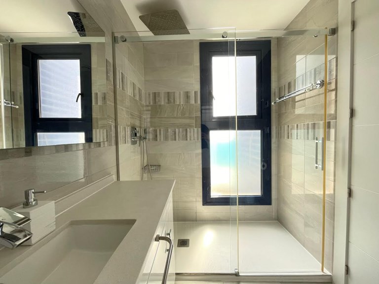 Apartment for Sale in Torrevieja, Alicante 25