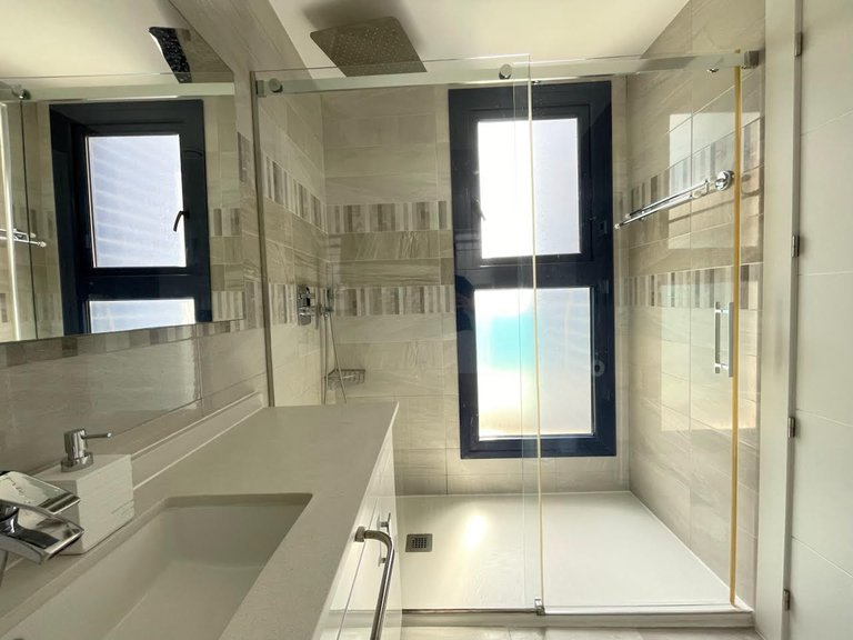 Apartment for Sale in Torrevieja, Alicante 26