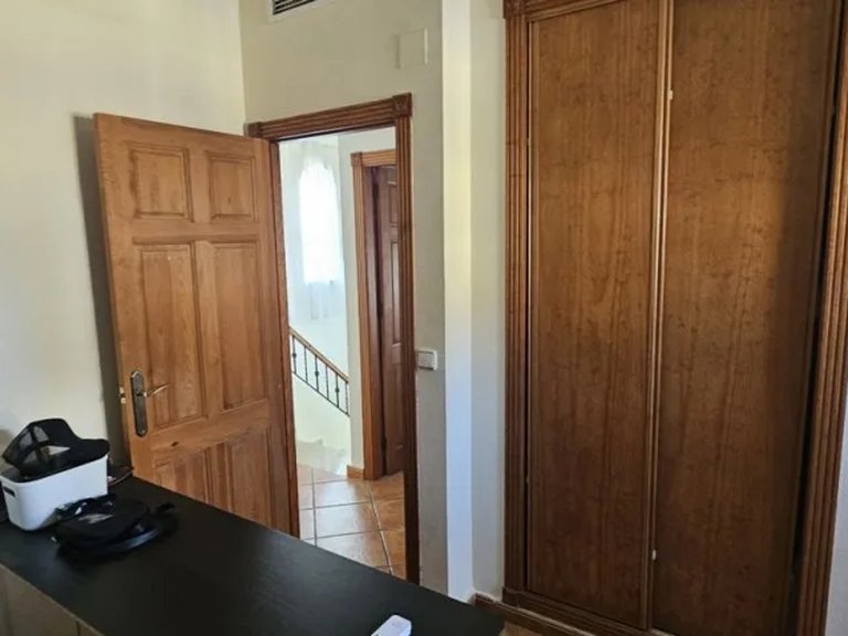 Villa for Sale in Lo Crispin, Alicante 8