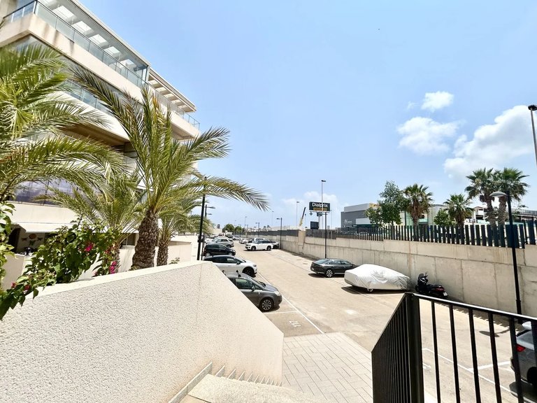 Villa for Sale in Los Dolses, Alicante 28