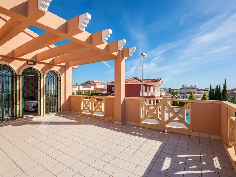 Villa for Sale in Rojales, Alicante 37
