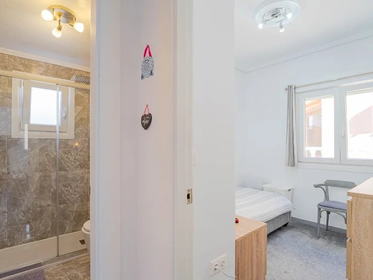 Villa for Sale in Orihuela-costa, Alicante 30