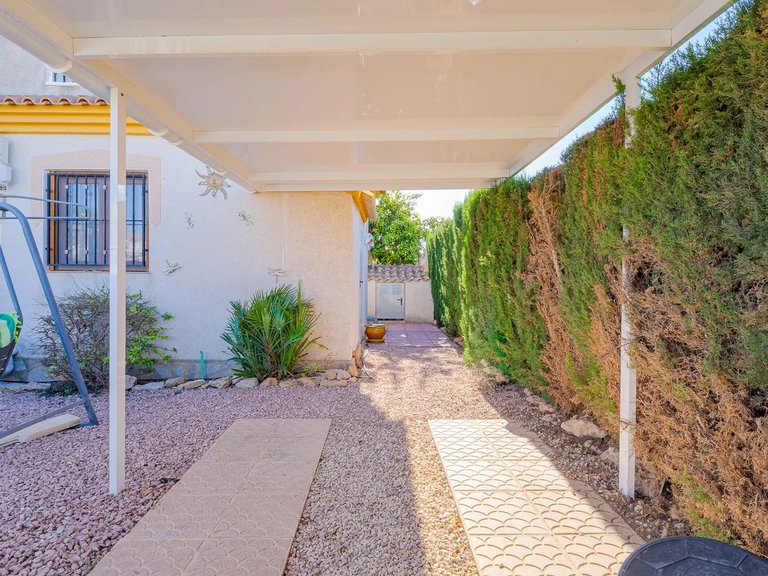 Town House for Sale in Playa Flamenca, Alicante 7