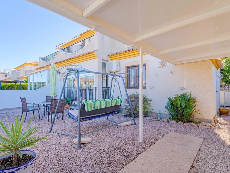 Town House for Sale in Playa Flamenca, Alicante 10
