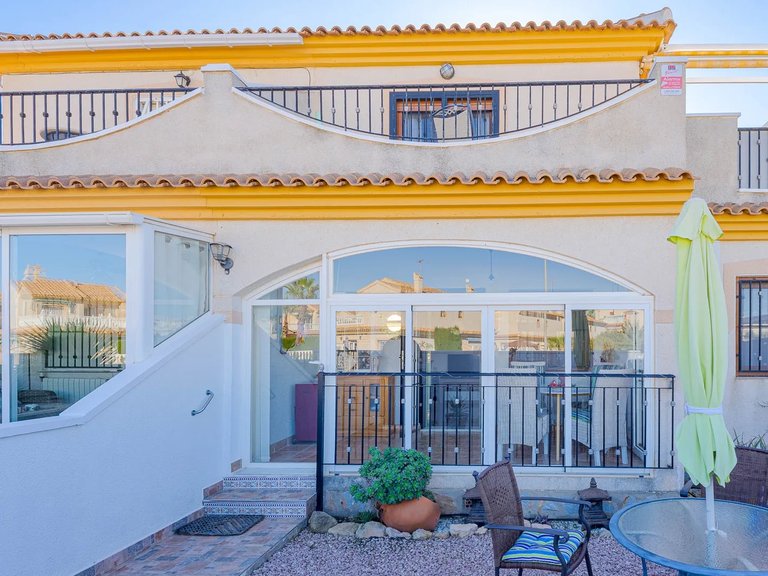 Town House for Sale in Playa Flamenca, Alicante 11