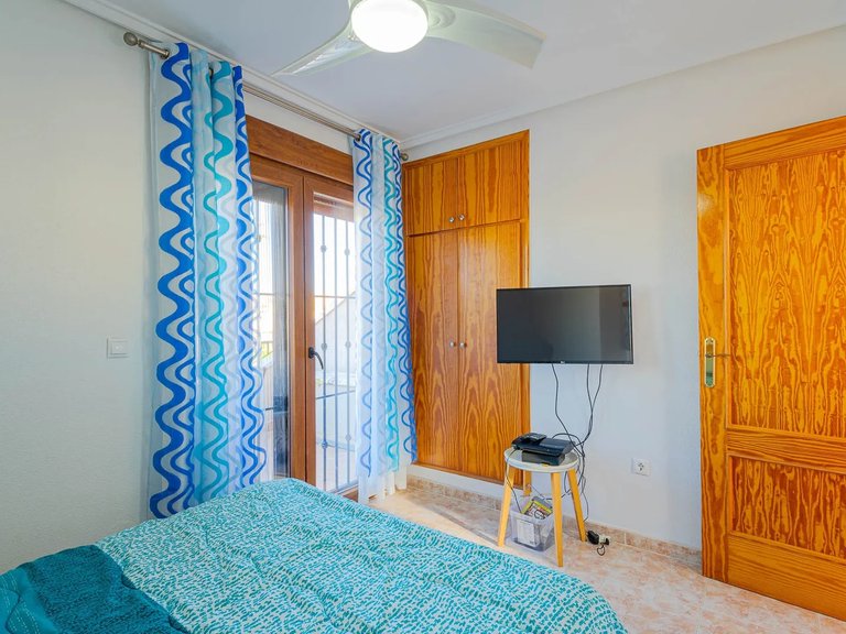 Town House for Sale in Playa Flamenca, Alicante 41