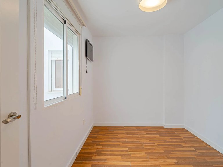 Apartment for Sale in Torrevieja, Alicante 11