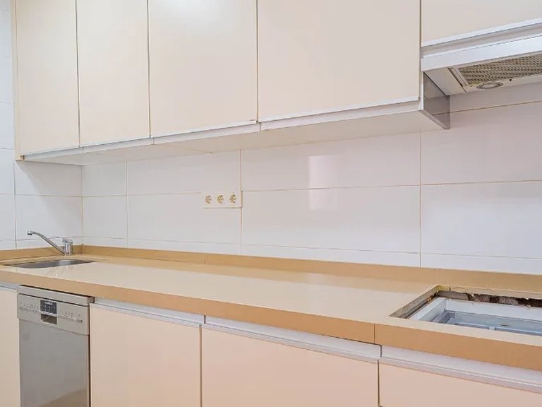 Apartment for Sale in Torrevieja, Alicante 29