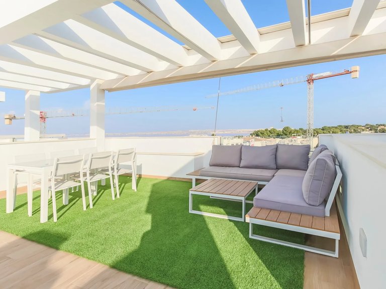 Apartment for Sale in Los Balcones, Alicante 17