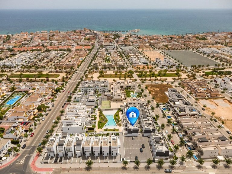 Apartment for Sale in Torre De La Horadada, Alicante 38
