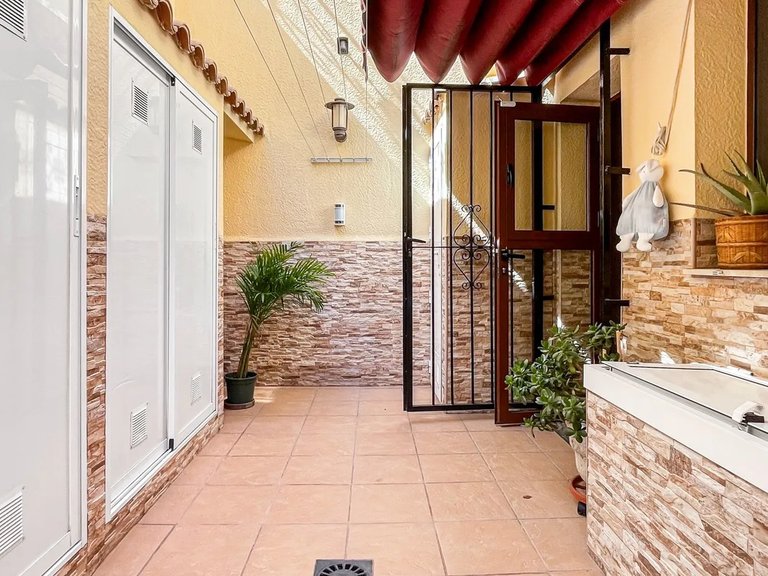 Town House for Sale in Torrevieja, Alicante 12