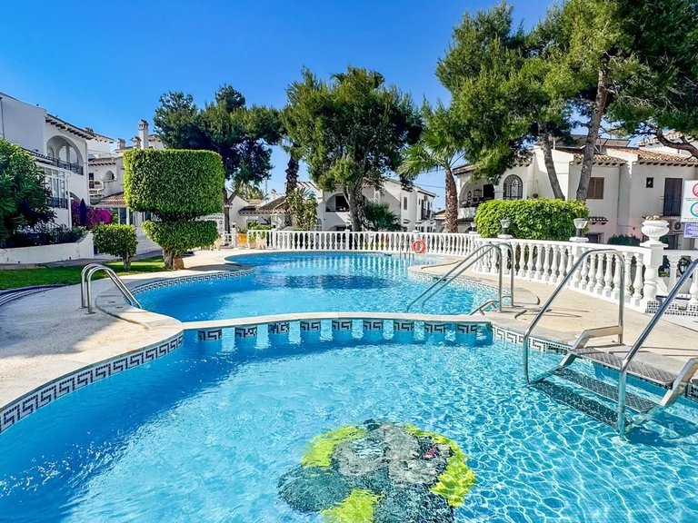 Villa for Sale in Torrevieja, Alicante 5
