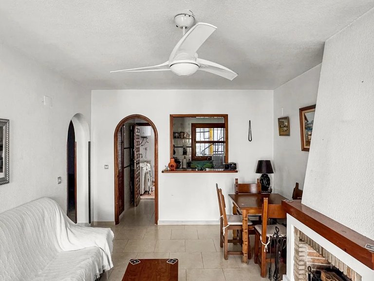 Villa for Sale in Torrevieja, Alicante 18