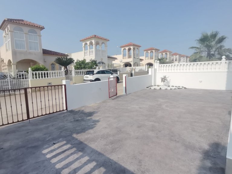 Villa for Sale in Lo Crispin, Algorfa, Alicante 9