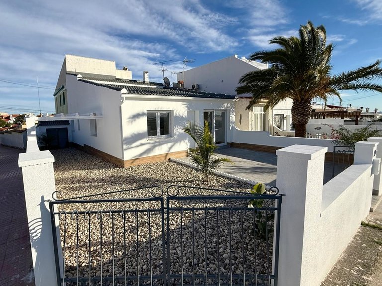 Town House for Sale in Ciudad Quesada, Alicante, 1