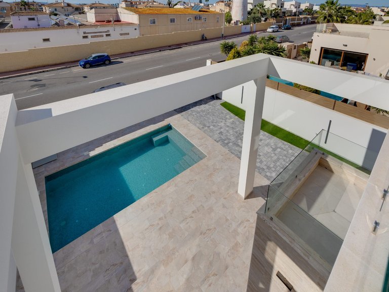 Villa for Sale in Torrevieja, Alicante 20