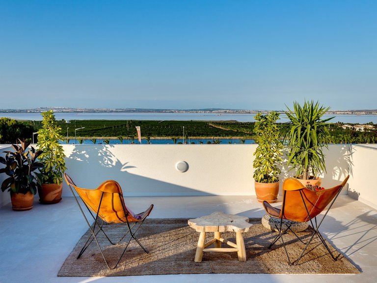 Apartment for Sale in Los Balcones, Alicante 2
