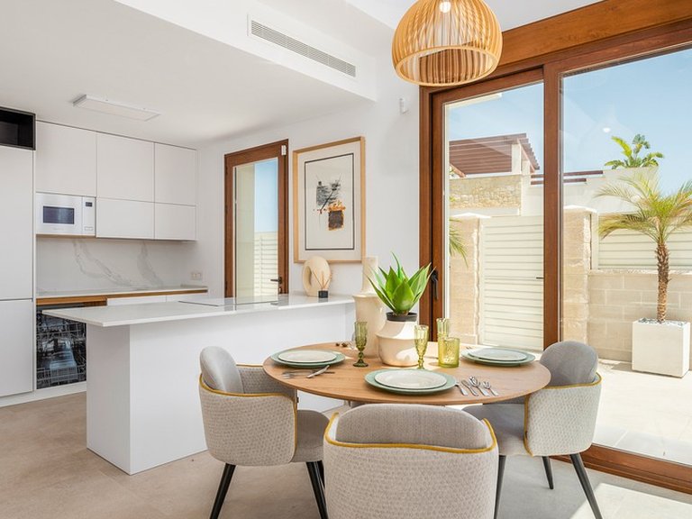 Villa for Sale in Los Montesinos, Alicante 13
