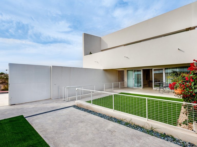 Apartment for Sale in Los Balcones, Alicante 18
