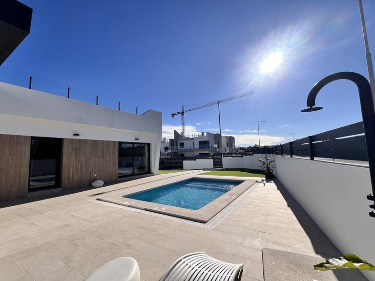 Villa for Sale in San Miguel De Salinas, Alicante 5
