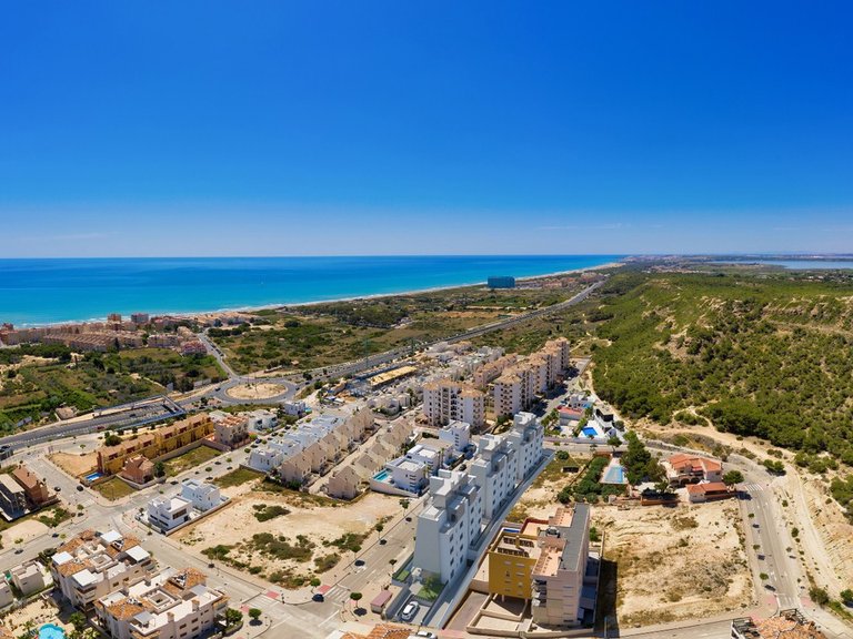 Apartment for Sale in Guardamar Del Segura, Alicante 7