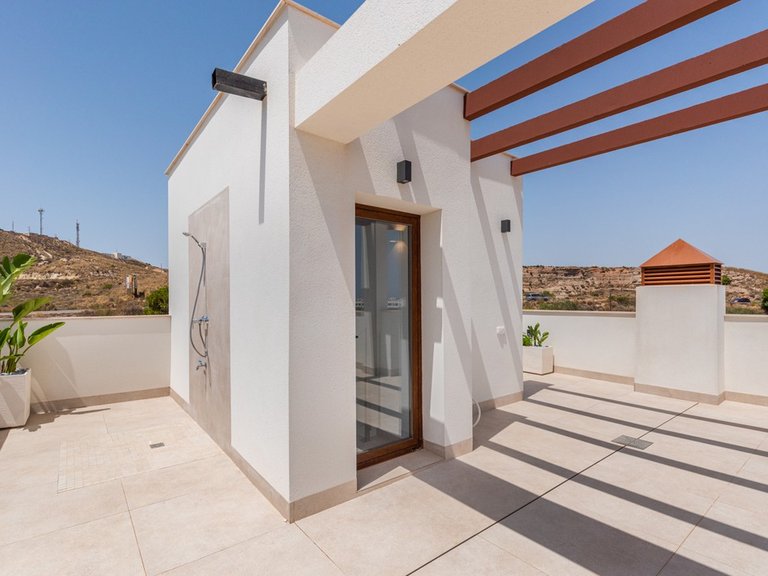 Villa for Sale in Los Montesinos, Alicante 8