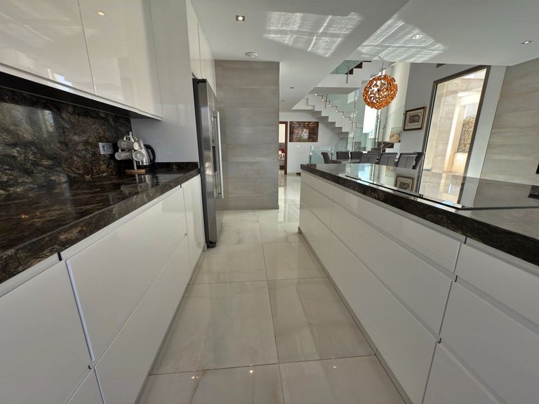 Villa for Sale in Villamartin, Alicante 18