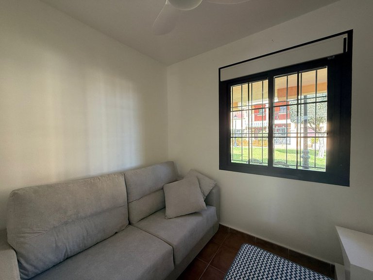 Apartment for Sale in Torrevieja, Alicante 14