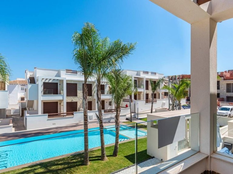 Villa for Sale in Torrevieja, Alicante 19