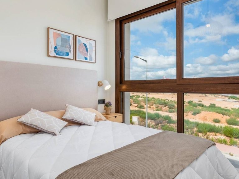 Villa for Sale in Torrevieja, Alicante 12