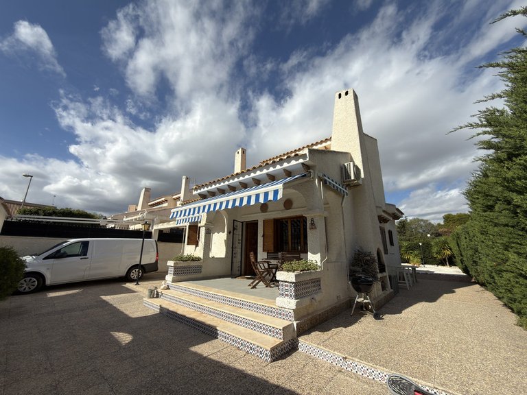 Villa for Sale in La Zenia, Alicante 12