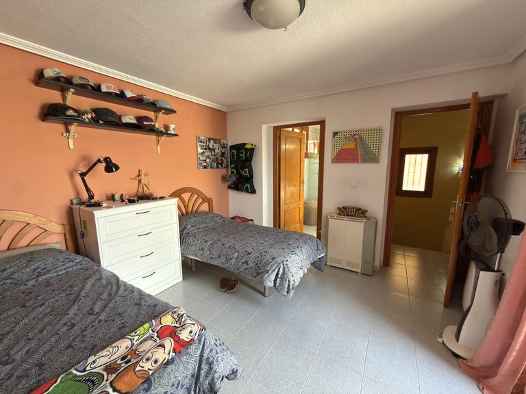 Villa for Sale in La Zenia, Alicante 33