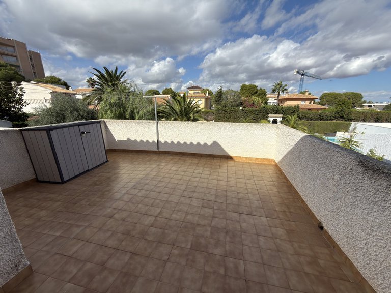 Villa for Sale in La Zenia, Alicante 34